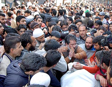 Thousands joined the Maulana's funeral procession