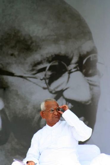 Anna Hazare on indefinite fast at Ramlila Maidan on Saturday