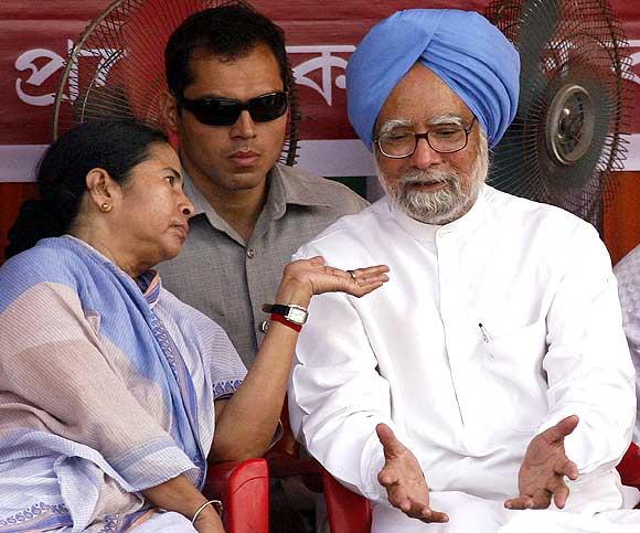 Prime Minister Manmohan Singh with Trinamool Congress chief Mamata Banerjee