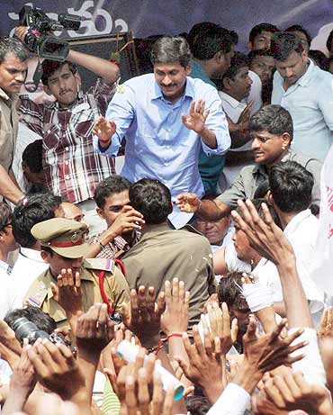 11 MLAs were among the thousands who offered support to Jagan