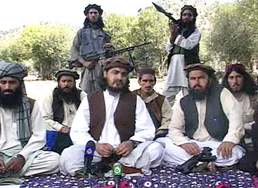 Pakistani Taliban chief Hakimullah Mehsud with other millitants in South Waziristan