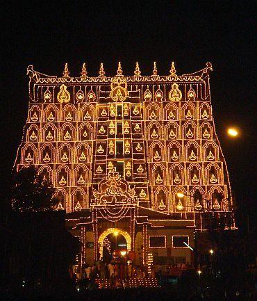 Temple was destroyed by fire in 1686 and was rebuilt in 1729