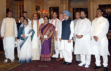 President Pratibha Patil and the Prime Minister Dr Manmohan Singh with the newly inducted Ministers after the swearing-in ceremony at Rashtrapati Bhavan