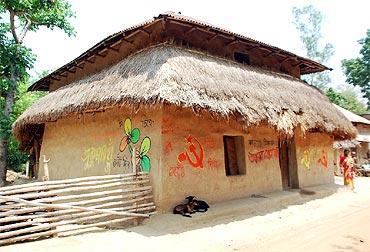 Poll graffiti in a Bengal village