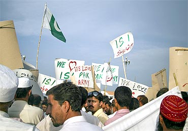A rally in favour of Pakistan's army and ISI in Islamabad