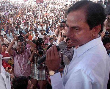 Telangana Rashtra Samithi K Chandrasekara Rao addressing a gathering in Hyderabad