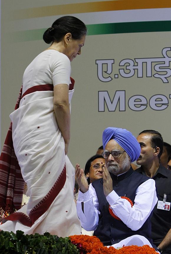 Congress President Sonia Gandhi and Prime Minister Manmohan Singh