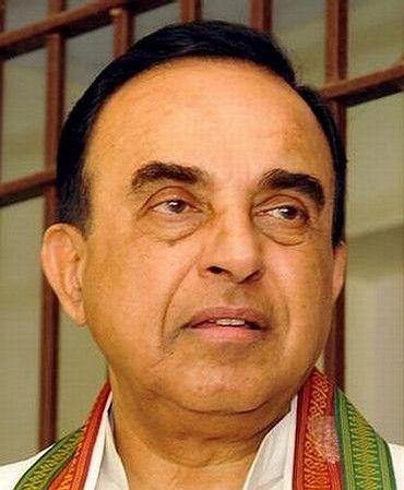 VivekaJyoti: DR. SWAMY FILES FIR AGAINST SONIA FOR PROPAGATING ...