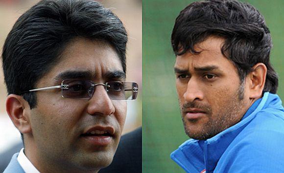 Indian cricket captain Mahendra Singh Dhoni and Olympic Gold Medallist Abhinav Bindra