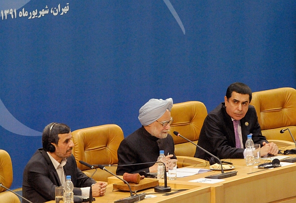 Prime Minister Dr Manmohan Singh addressing the XVI Non-Aligned Movement Summit in Tehran. Iranian President Mahmoud Ahmadinejad is also seen