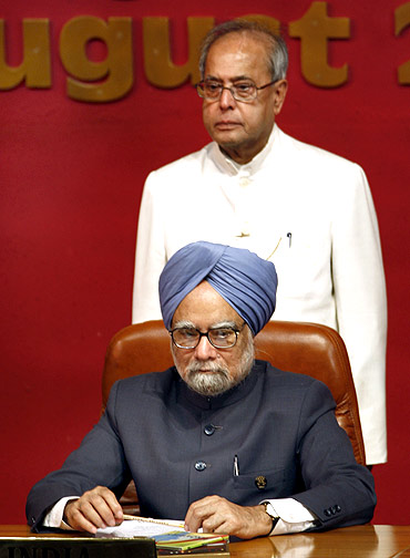 Prime Minister Manmohan Singh with Finance Minister Pranab Mukherjee