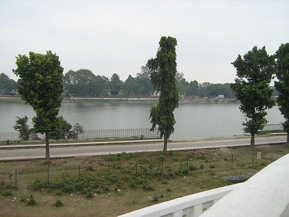 The shrine is next to a lake that is said to have been built during Ashoka's reign