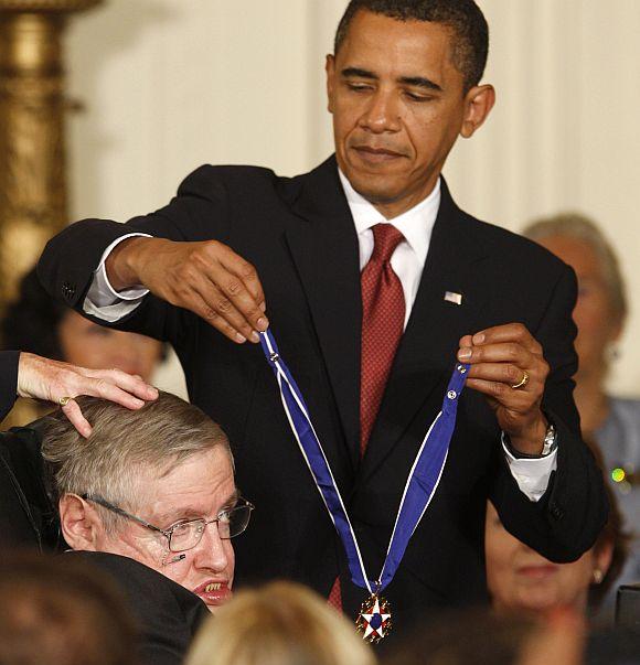 US President Obama presents the medal of freedom to Stephen Hawking in Washington, DC