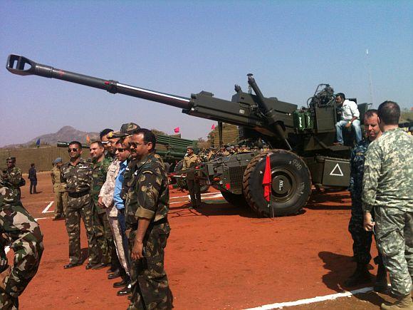 A view of the Bofors Howitzer