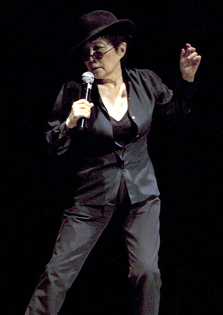 Yoko Ono performs at the Stein Auditorium, India Habitat Centre in New Delhi on January 15