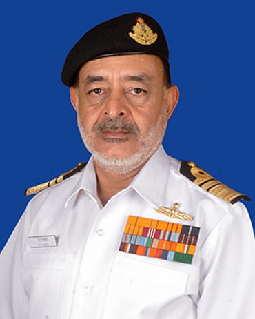 Vice Admiral Devendra Kumar Joshi, Western Naval Command chief and a specialist in anti-submarine warfare, was on Tuesday named as the new Navy chief to ... - 05joshi