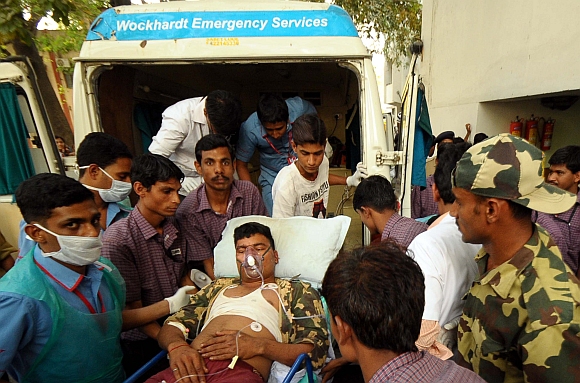 Injured jawans brought in at the Civil Hospital in Gadchiroli