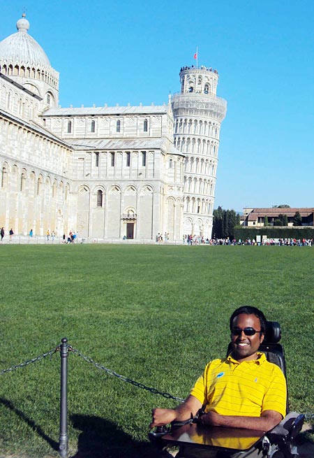 Srin at the Leaning Tower of Pisa