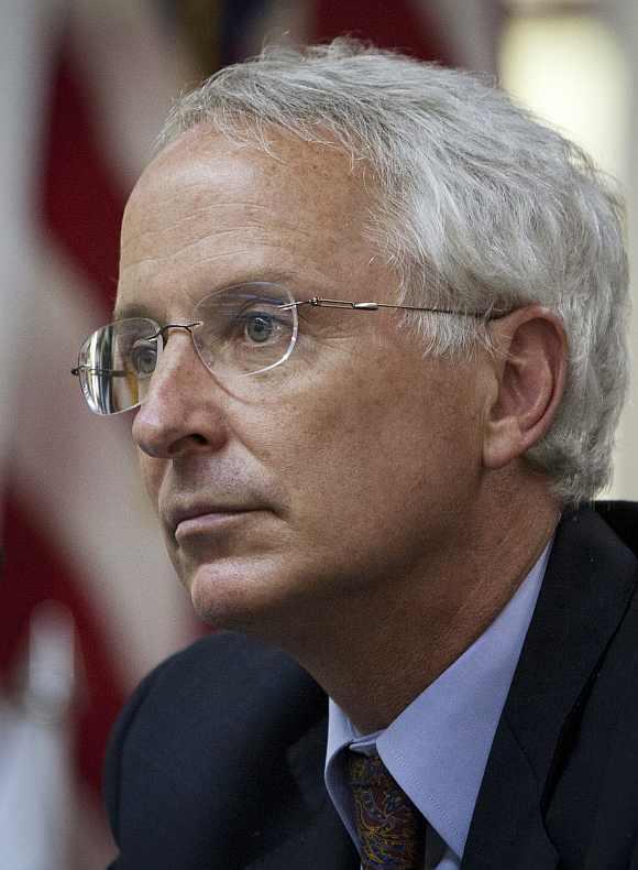 United States Ambassador to Pakistan Cameron Munter has decided to step down this summer