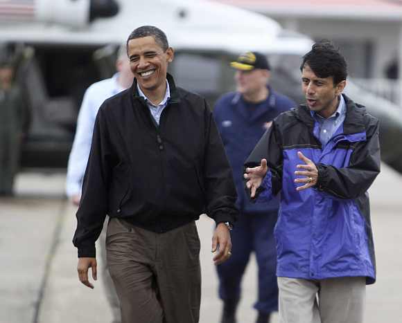 US President Obama interacts with Louisiana Governor Jindal in New Orleans