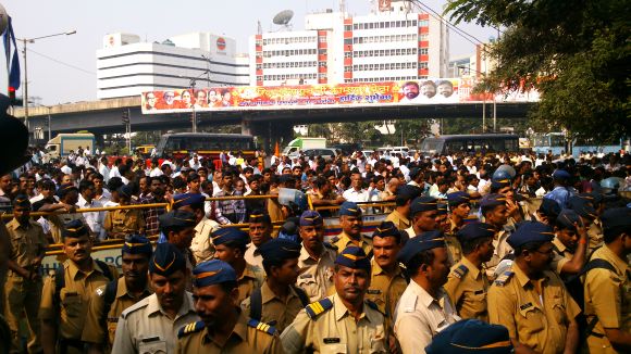 A huge crowd consisting of Shiv Sainiks and well-wishers gather as heavy police and RAF deployment is seen outside ailing Bal Thackeray's residence 'Matoshree'