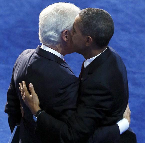 US President Barack Obama with former president Bill Clinton