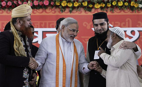 Modi interacts with Muslim leaders