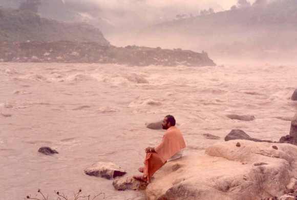 Modi contemplates on the banks of the Ganga in his younger days