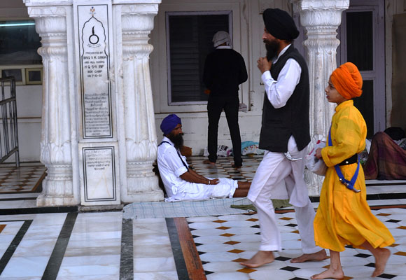 At the temple, for the first time perhaps, you will see Sikhs of all orders -- Nihal Sikhs, Akal Sikhs, Amritdhari Sikhs, Kesdhari Sikhs, Sahajdhari Sikhs...
