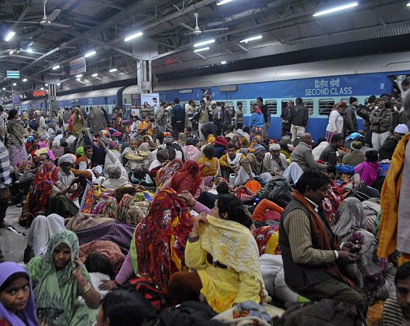 36 killed in stampede at Indian rail station near huge 