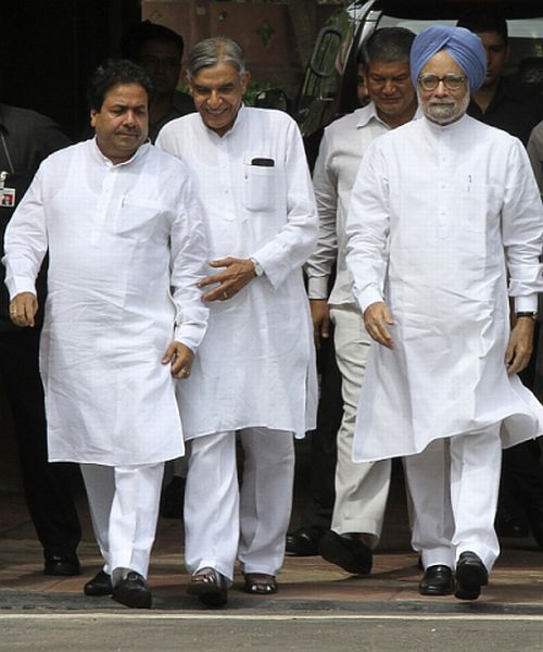 Rajiv Shukla and PK Bansal with Dr Manmohan Singh