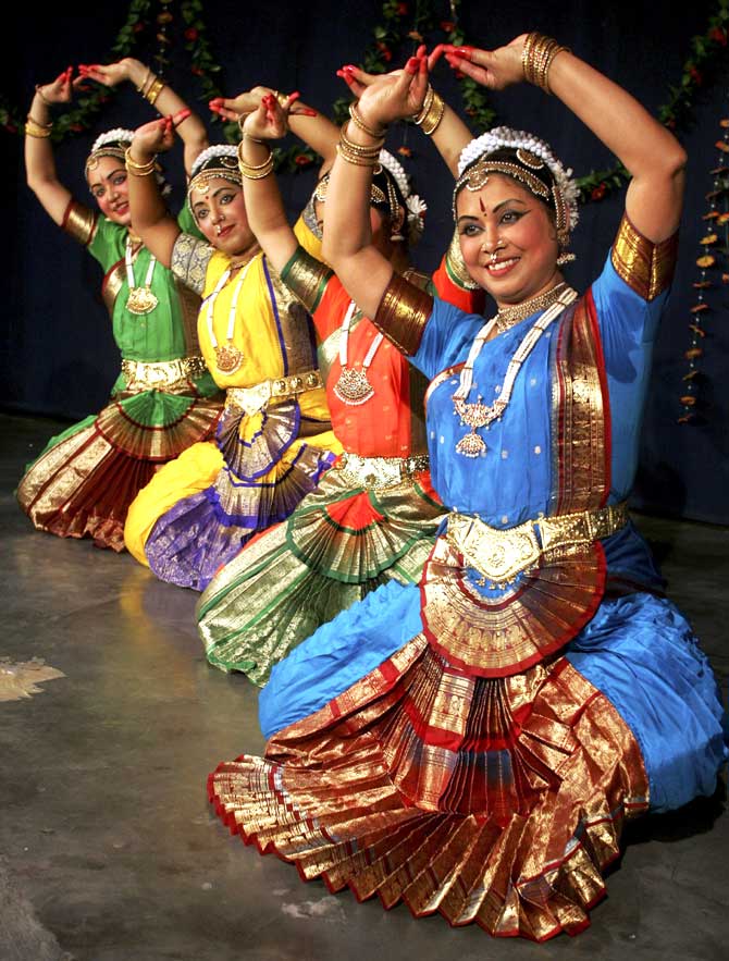 Bharatanatayam dancers in Chandigarh.
