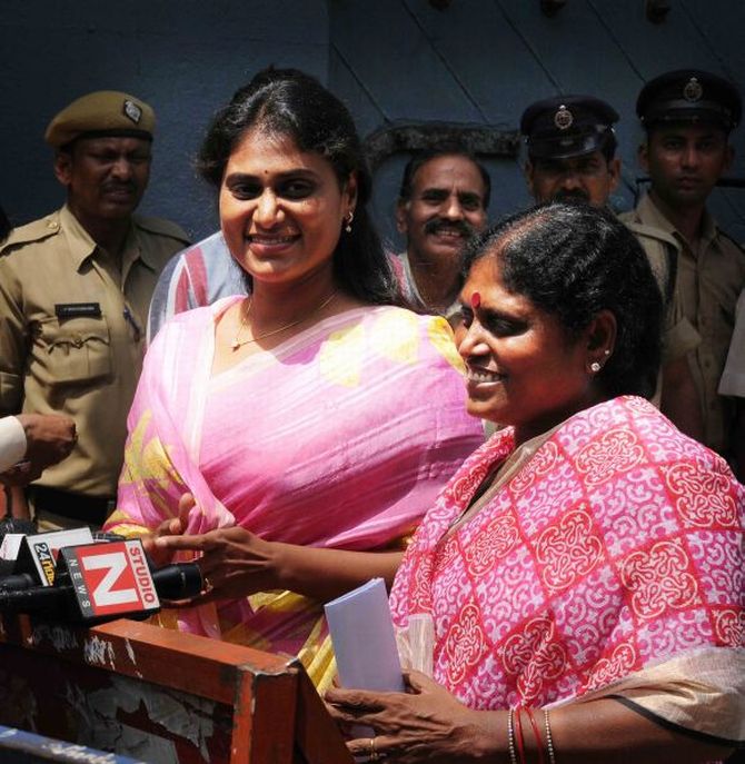 Jagan's mother Vijayamma and sister Sharmila speaking to mediapersons outside the Hyderabad central prison