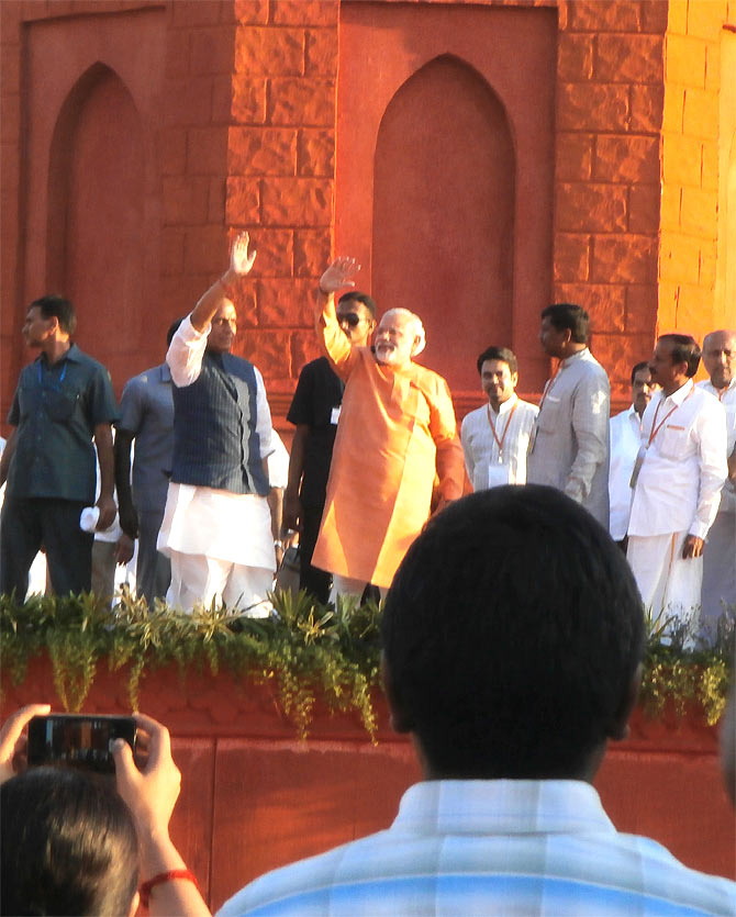 Gujarat Chief Minister Narendra Modi with BJP President Rajnath Singh