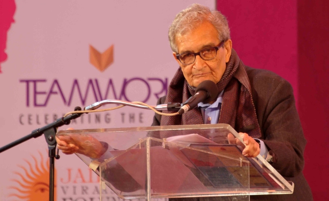 Nobel Laureate Amartya Sen speaks at the Jaipur Literature Festival