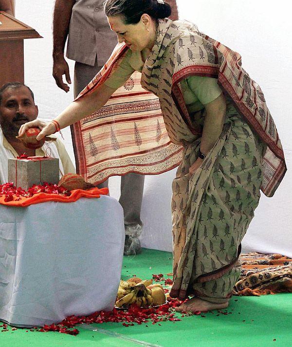 Congress chief Sonia Gandhi laying the foundation stone for development project in her parliamentary constituency Rae Bareli