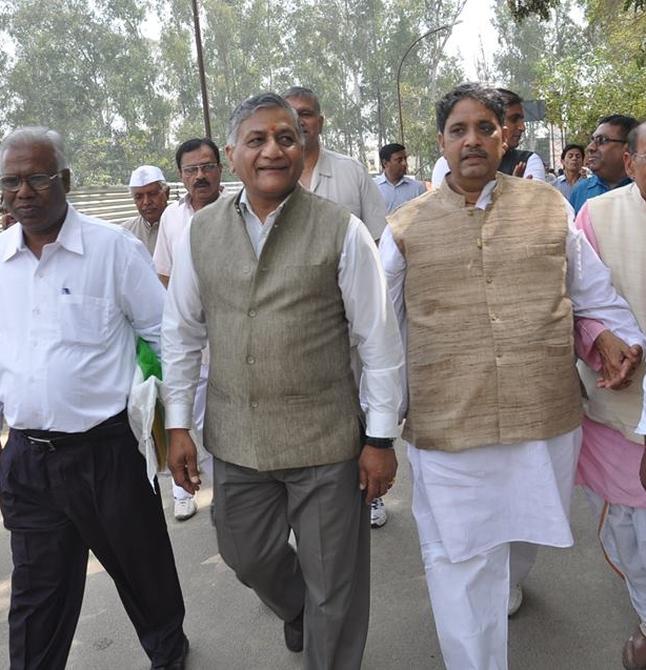 General VK Singh campaigns in Ghaziabad