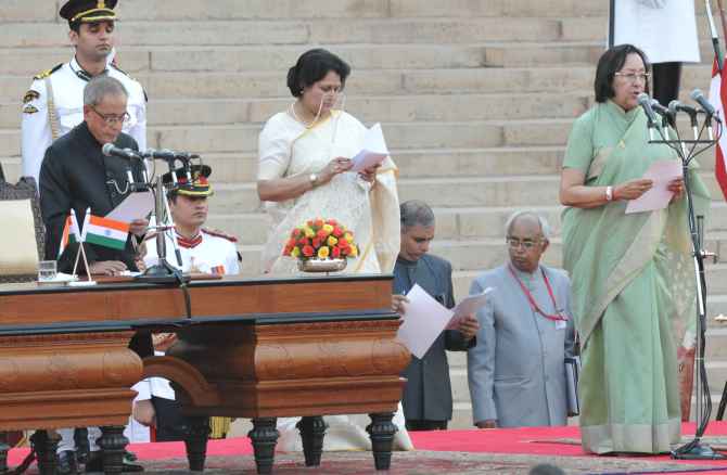 Najma Heptullah taking her oath as Cabinet minister on May 26 at Rashtrapati Bhavan