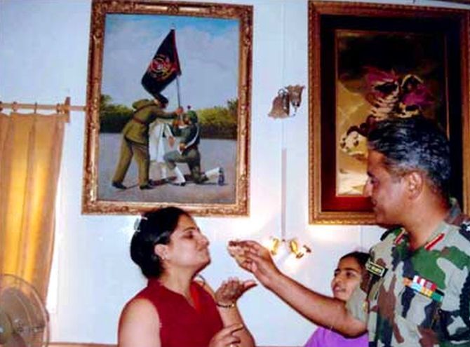 Col Vasanth with his wife Subhashini