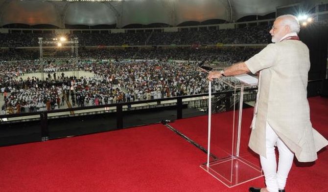 Narendra Modi addressed NRIs in Dubai
