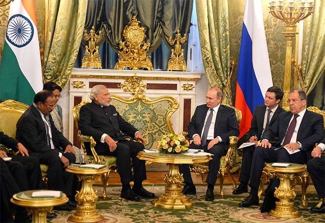 Prime Minister Narendra Modi with Russian President Vladmir Putin at the Kremlin, December 24, 2015.