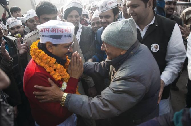  Aam Aadmi Party leader Arvind Kejriwal on the campaign trail in New Delhi