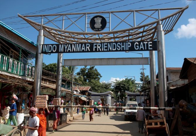 Border with Myanmar at Moreh