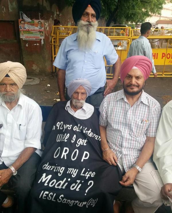 A sad sight: Retired soldiers forced to agitate for One Rank One Pension.
