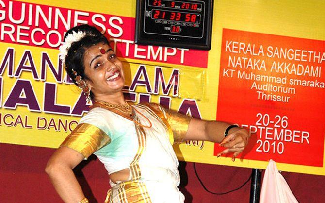 longest single dance marathan