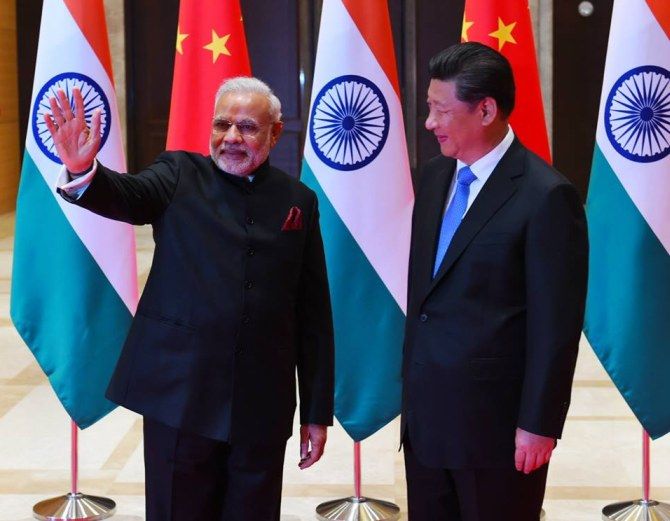 Narendra Modi with Xi Jinping in Xian, China