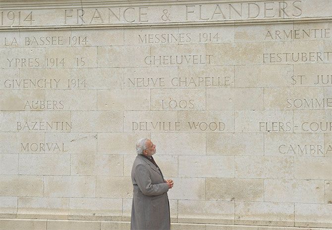 Prime Minister Narendra Modi at the World War I Memorial in Neuve-Chapelle, France, April 11, 2015. Photograph: Press Information Bureau