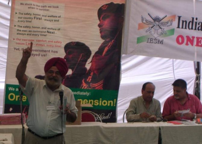 Major General Satbir Singh during the OROP agitation at Jantar Mantar