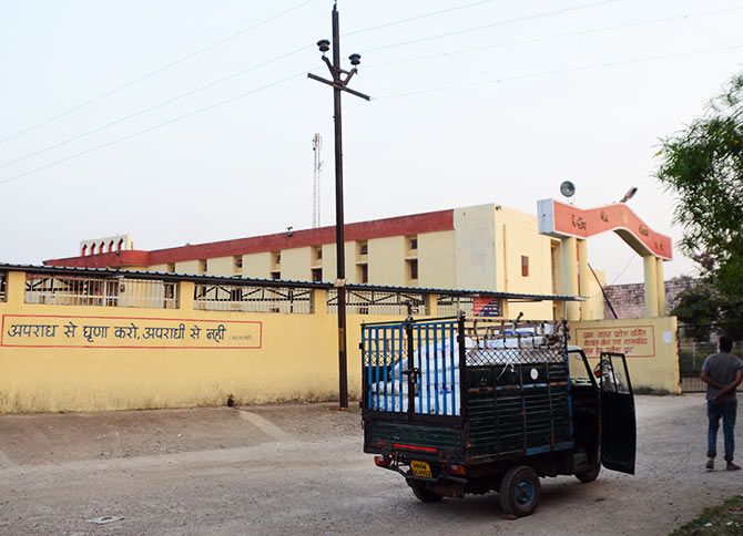On the night of October 30-31, eight SIMI prisoners allegedly escaped from the Bhopal Central Jail after killing head constable Ramashankar Yadav