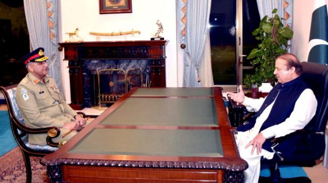Pakistan army chief General Qamar Bajwa with Prime Minister Nawaz Sharif